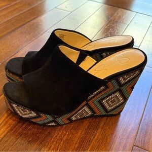 Jessica Simpson Black and Multicolor Wedges NWOT